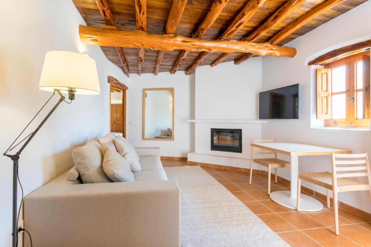 Agroturismo Can Toni Xumeu - Adults Only Cala Llonga  Dış mekan fotoğraf